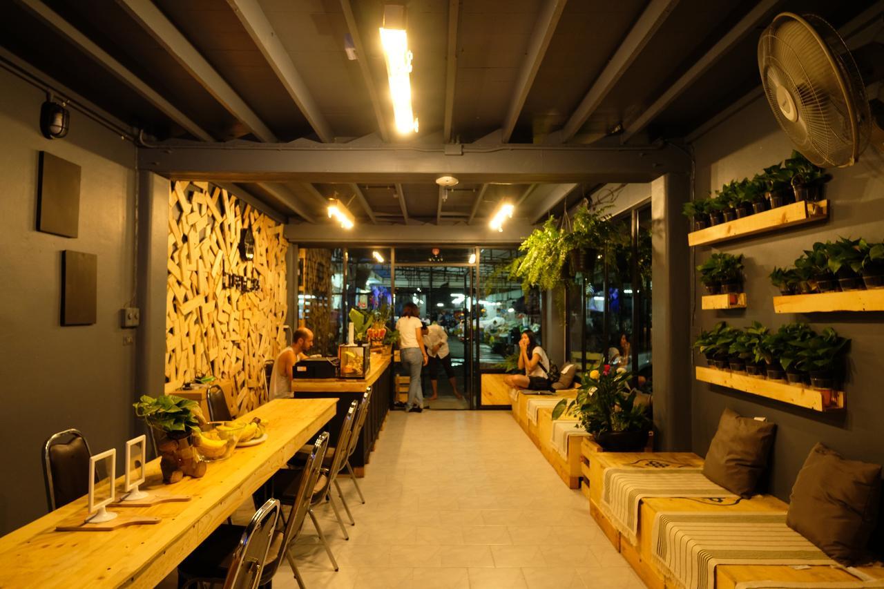 Bandai Hostel Pak Kret Exterior foto
